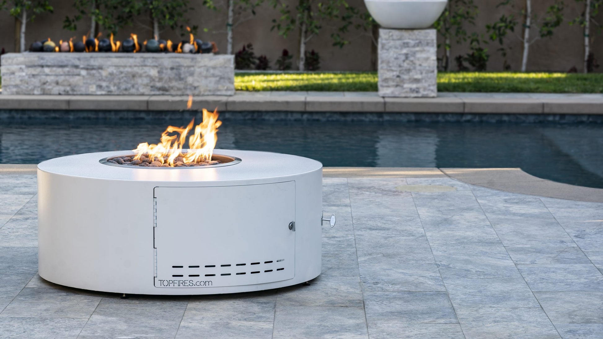 Isla Hammered Copper Fire Pit